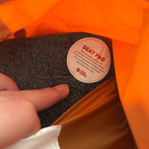 Kånken Mini Orange Backpack - Picture 6 of 8